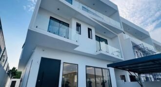 4 Bedrooms Smart Home With Elevator , Bq & Pool For sale At East Legon