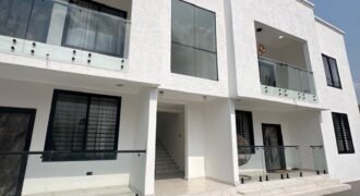 Two bedroom apartment for rent at Adjiringanor 