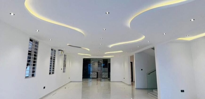 4 Bedrooms Home With For sale At Ashale-Botwe